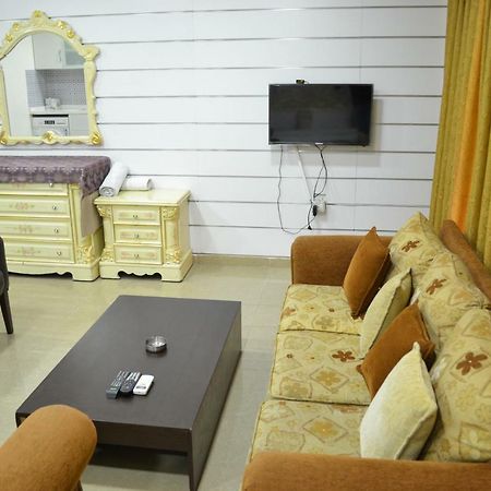 Silver Apartments Бейрут Екстериор снимка