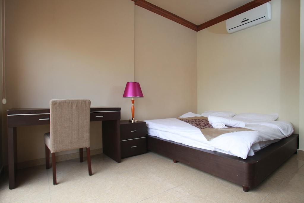 Silver Apartments Бейрут Екстериор снимка