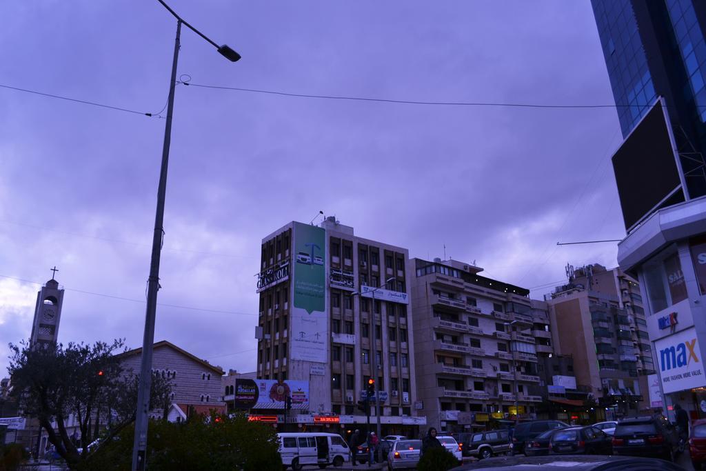 Silver Apartments Бейрут Екстериор снимка