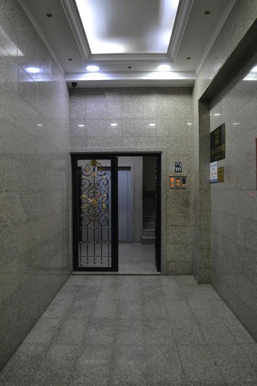 Silver Apartments Бейрут Екстериор снимка