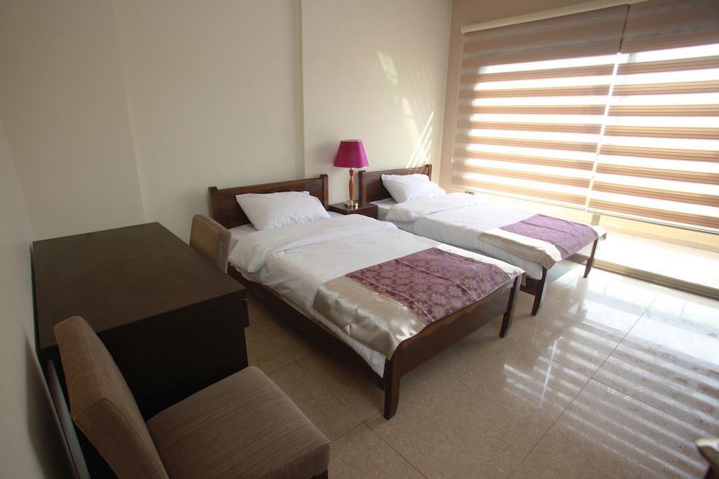 Silver Apartments Бейрут Екстериор снимка