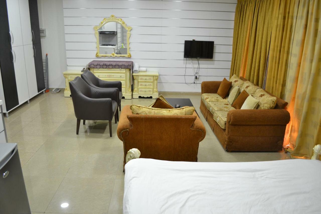 Silver Apartments Бейрут Екстериор снимка
